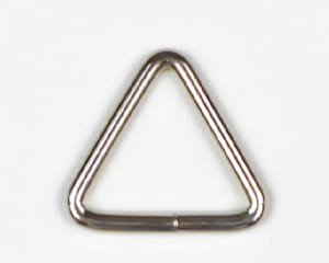 trójkąt metalowy do karabińczyka 30mm nikiel agatex.jpg
